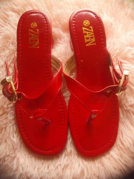 Sandales rouges élégantes femmes