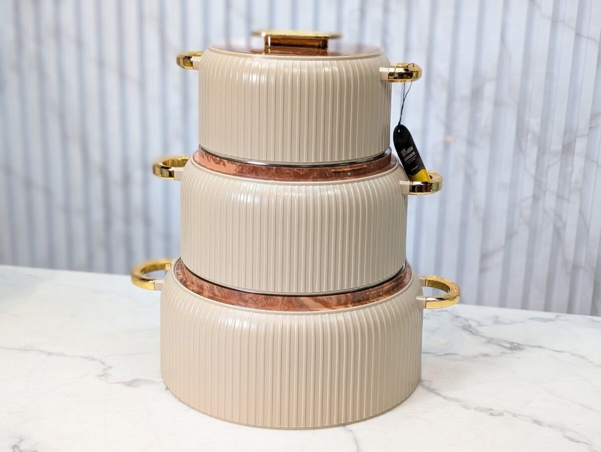 Ensemble de Casseroles Élégantes