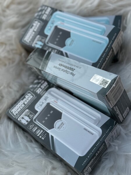 WEKOME 20000mAh POWER BANK