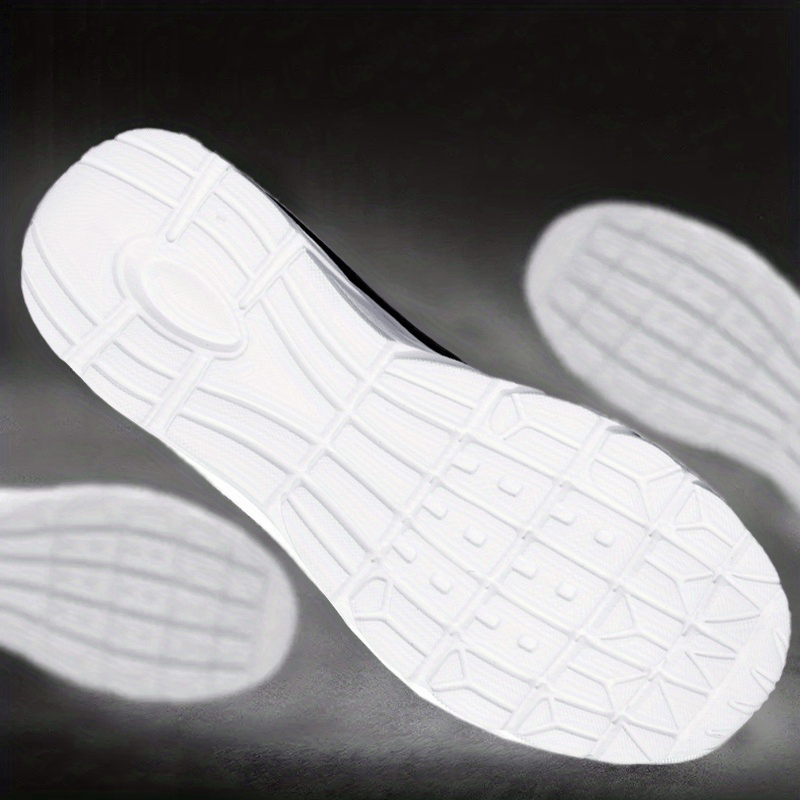 Men's black & White Sneakers China import