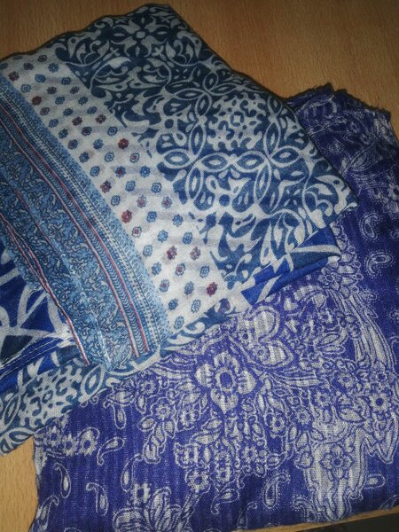 2 Patterned Blue Scars