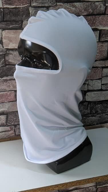 Masks (balaclava or ski masks)