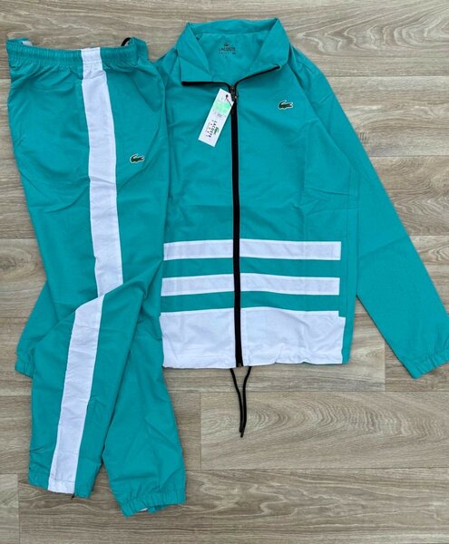 Tenue de sport homme élégante