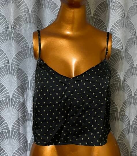 Top en satin à motifs