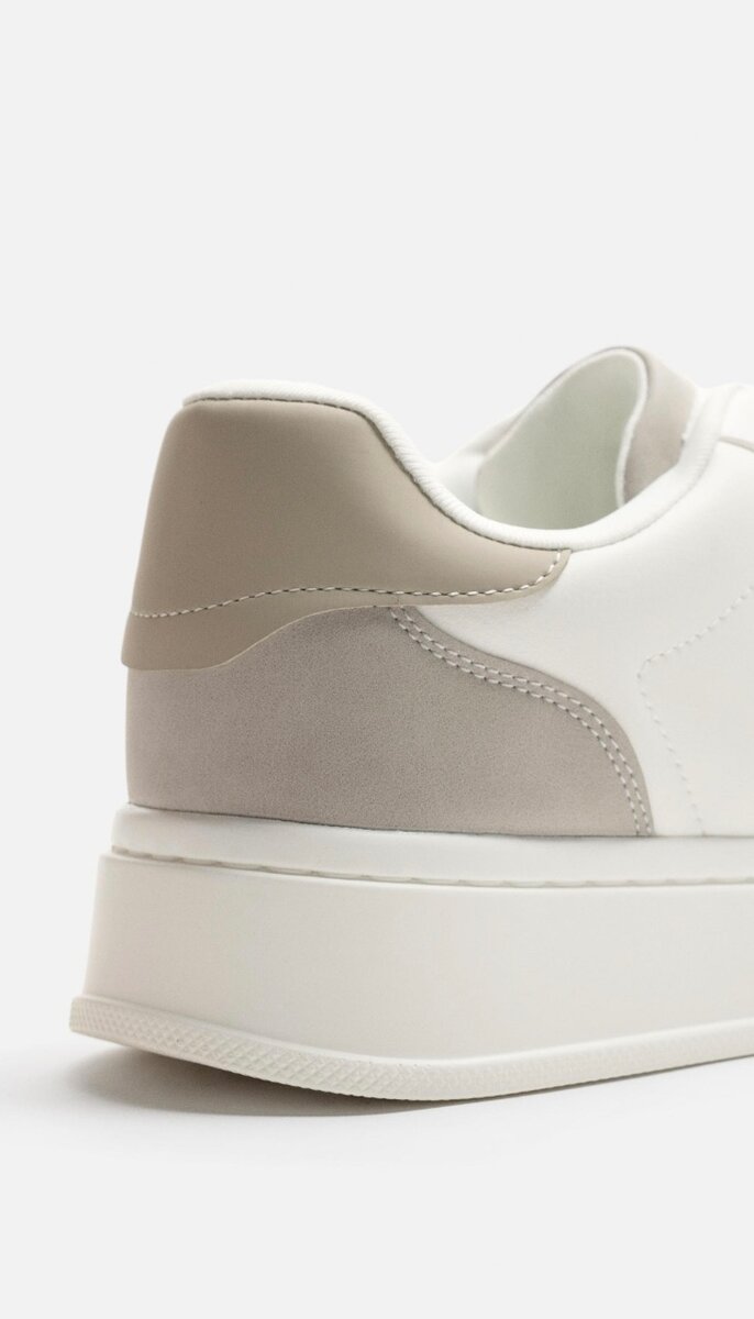 Heel detail trainers Zara