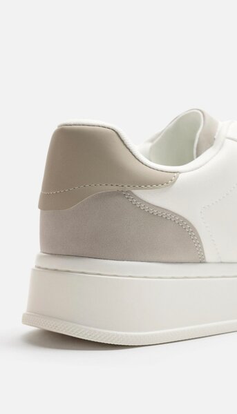 Heel detail trainers Zara