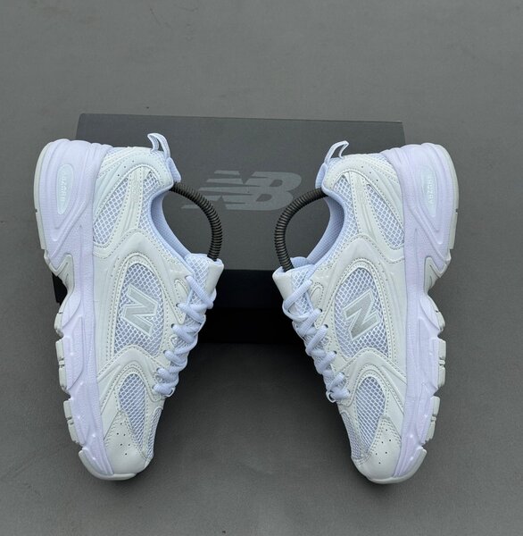 NEW BALANCE 530