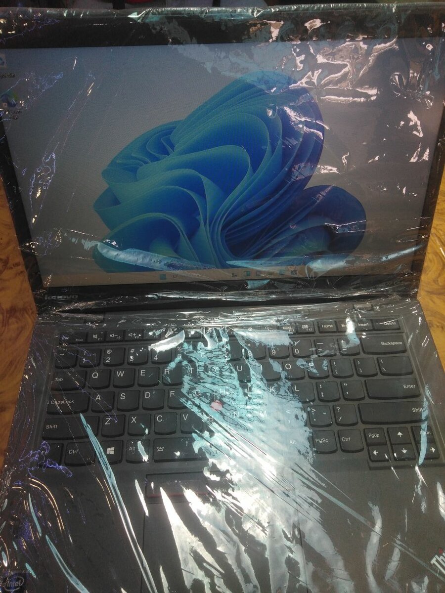 LENOVO THINKPAD LAPTOP