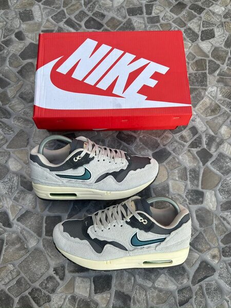 Air Max 1 Premium