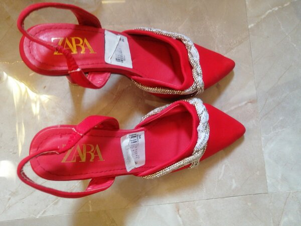 A pair of Red heels