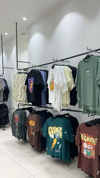 Tee shirt