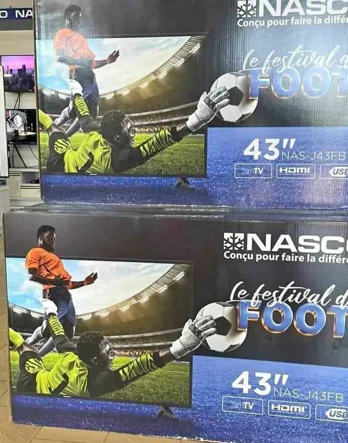 Télévision LED 43" Full HD