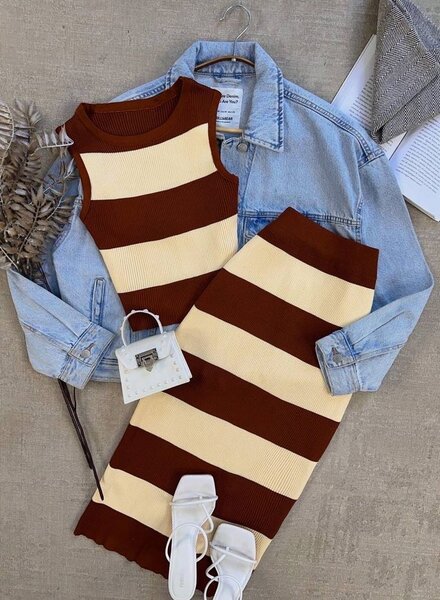 Ladies Dress with bags