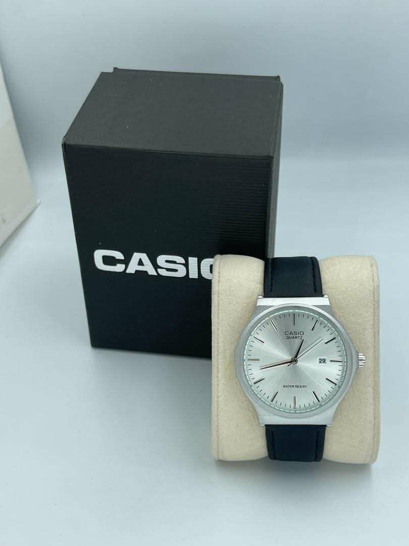 Montre Classique Casio Homme