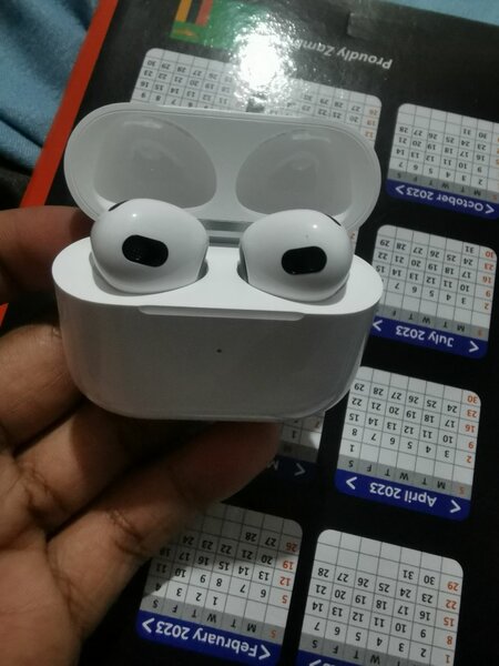 Airpods gen 3