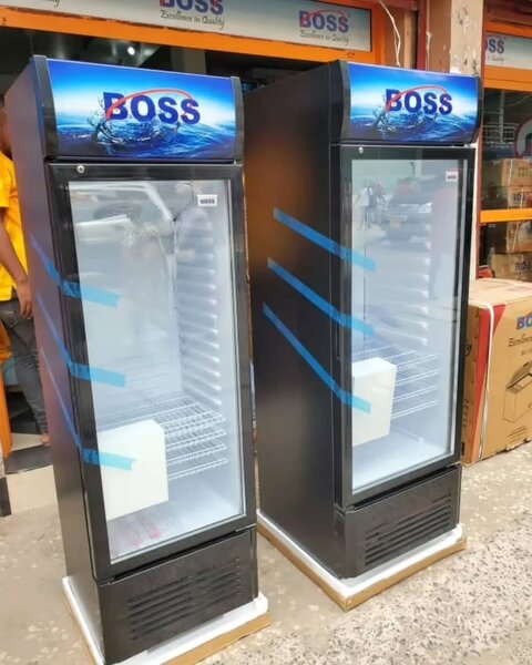Boss showcase freezer