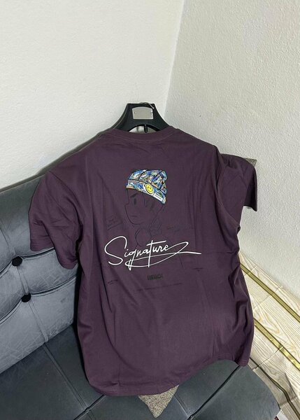 T-shirt Signature Graphique