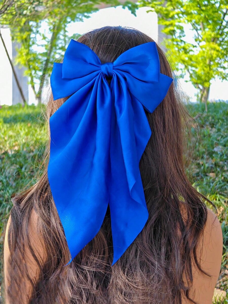 Clip de cheveux en satin à noeud surdimensionnés
