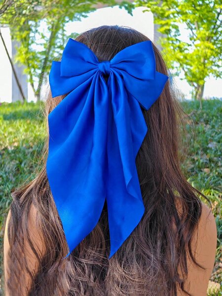 Clip de cheveux en satin à noeud surdimensionnés