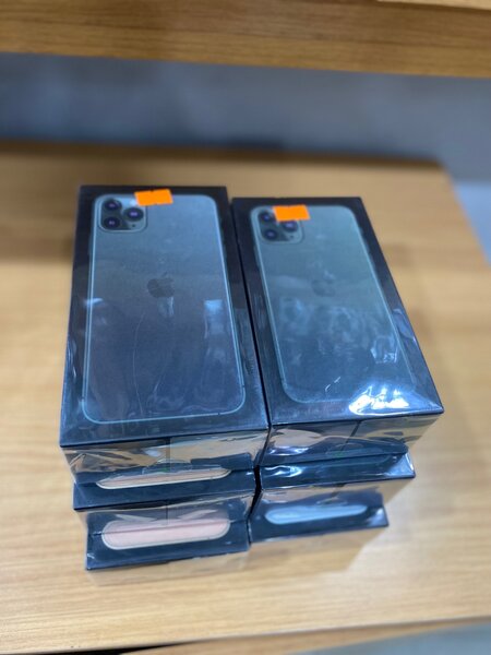 Brand new 11pro max 256gb