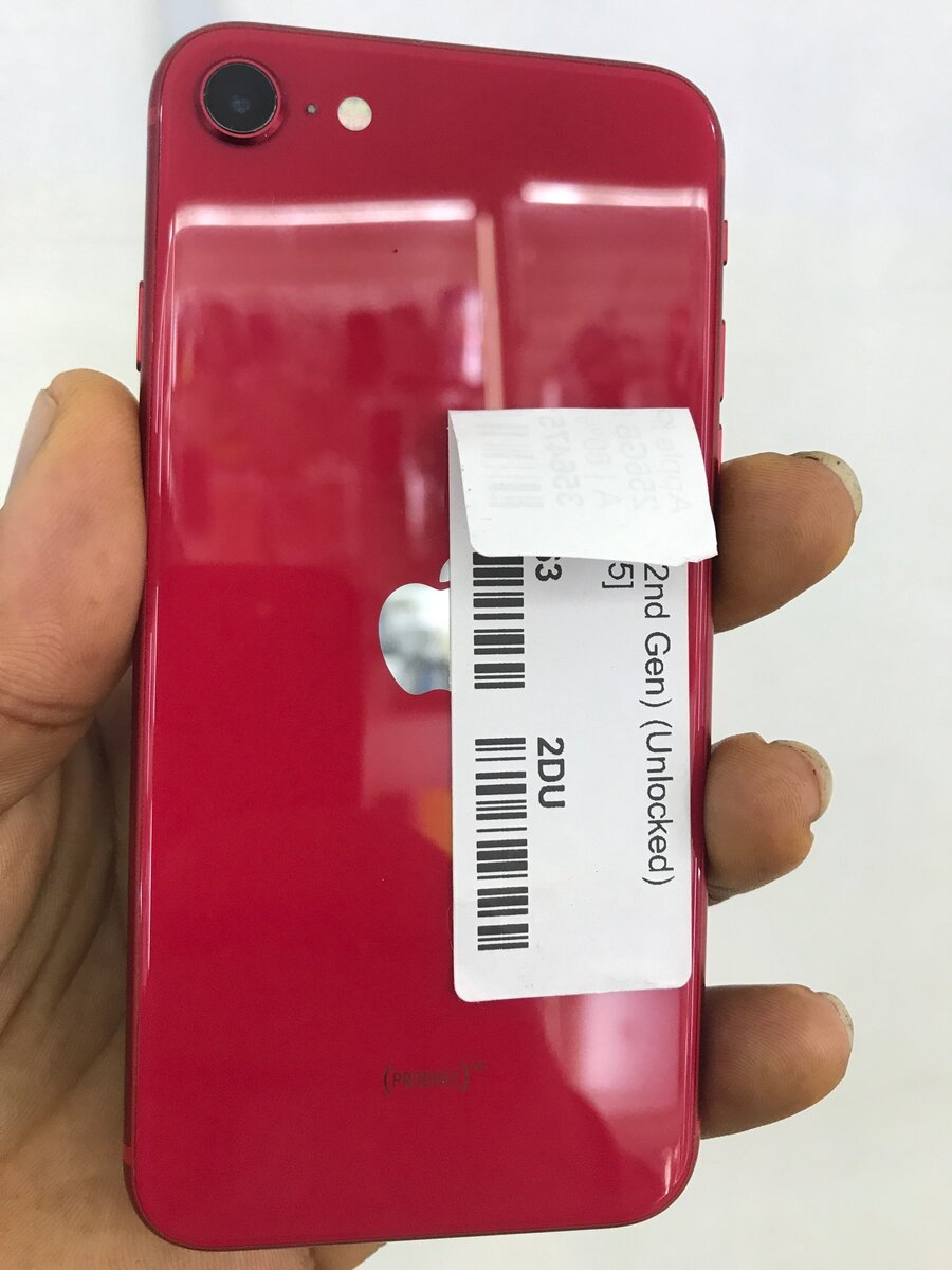 iPhone SE 2 Red