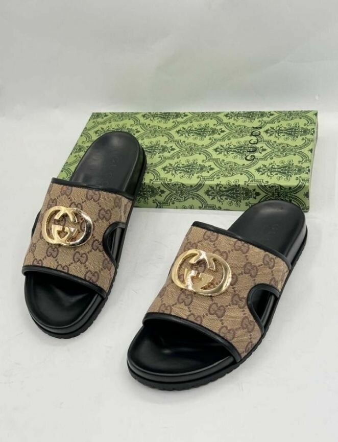 Gucci slippers