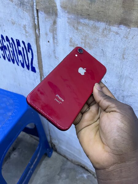 iPhone XR 64GB