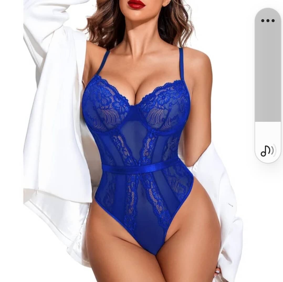 Body en dentelle bleu séduisant