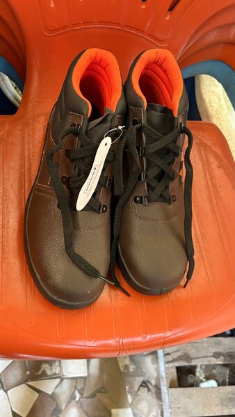 Bottes de travail résistantes