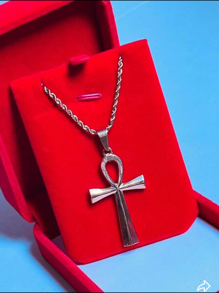 Pendentif Croix Ankh Élégant