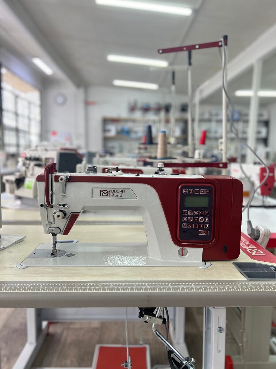 Промышленная швейная машина - автомат!