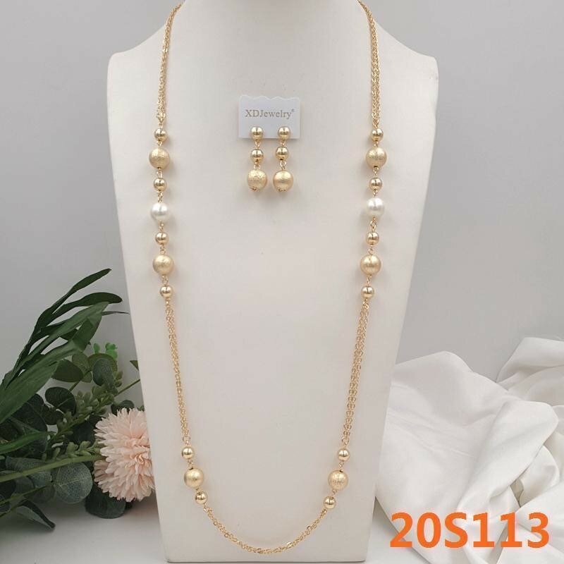 Collier élégant perles dorées