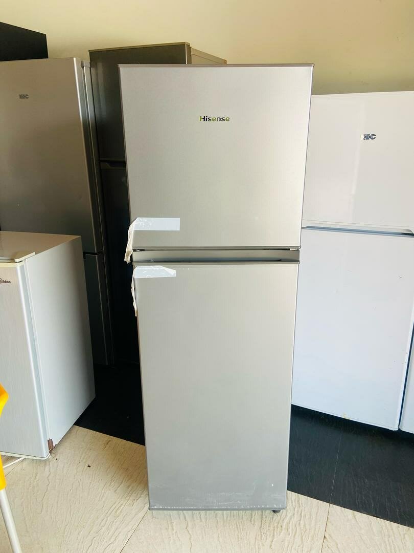 Medium hisense fridge
