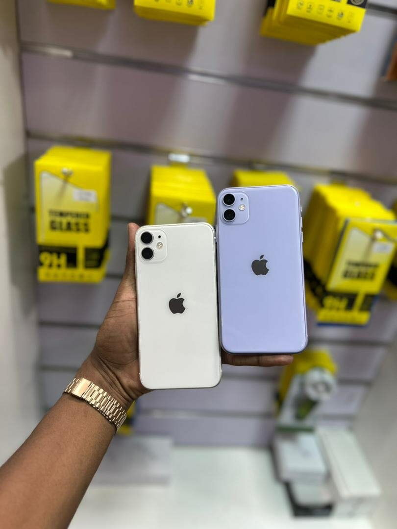 iPhone 11 64GB