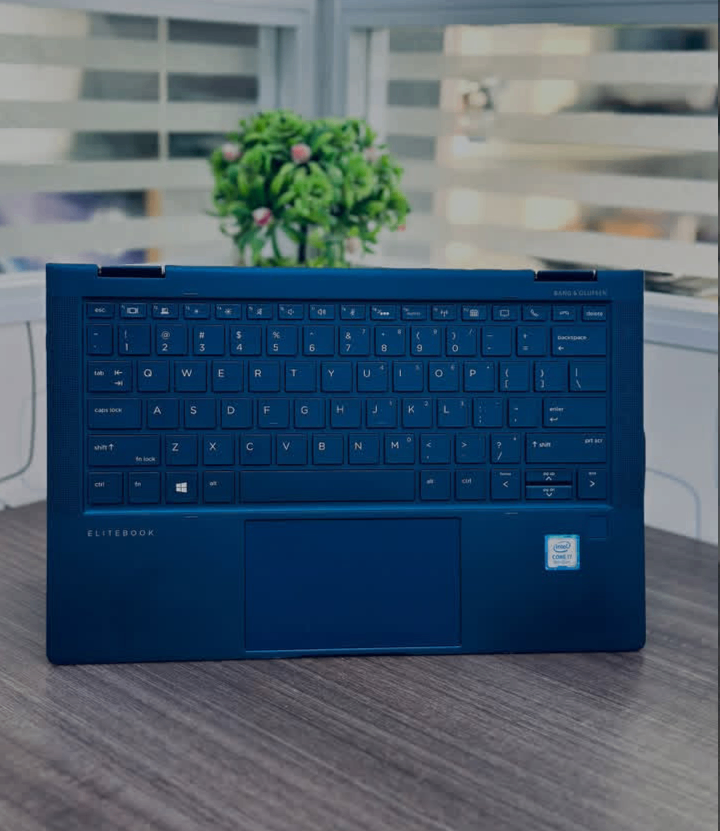 HP ELITEBOOK DRAGONFLY