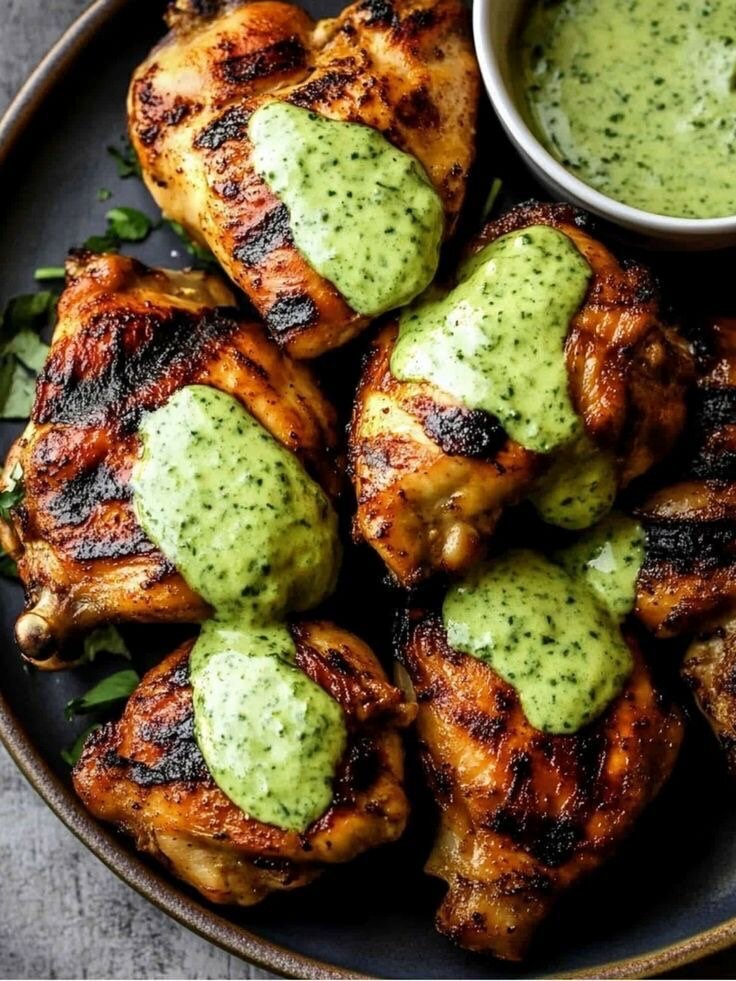 POULET À LA SAUCE VERTE