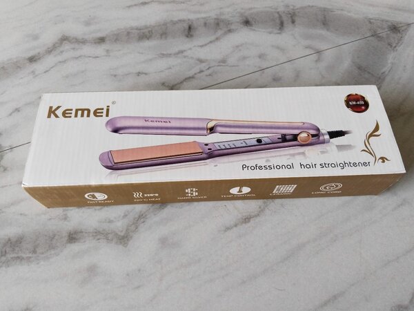 Kemei hair straightener