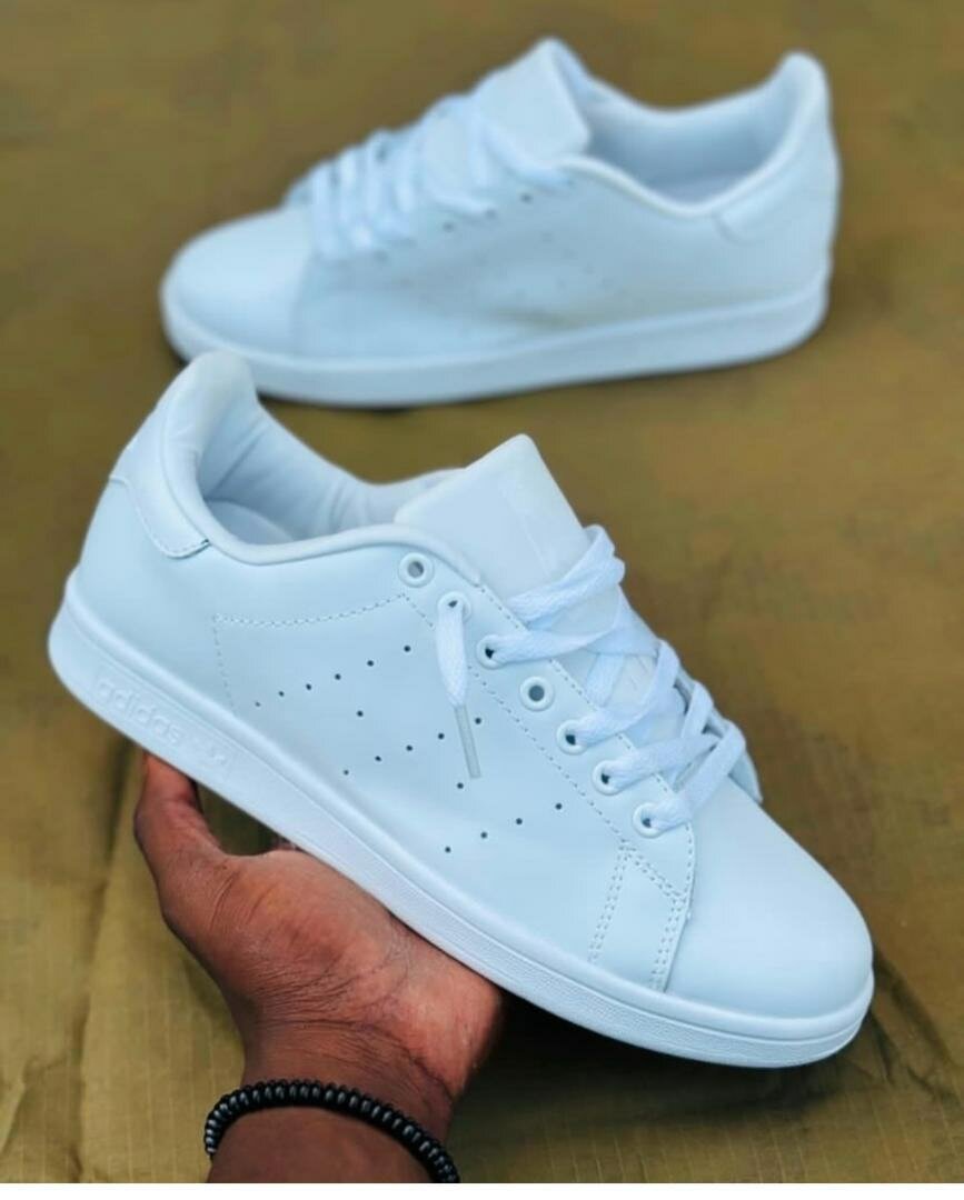 Chaussures blanches casual