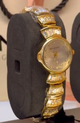 Изысканные часы