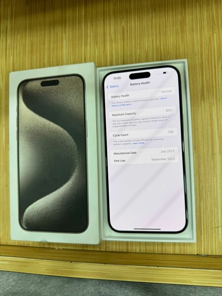 iPhone 15 pro Max 256Go