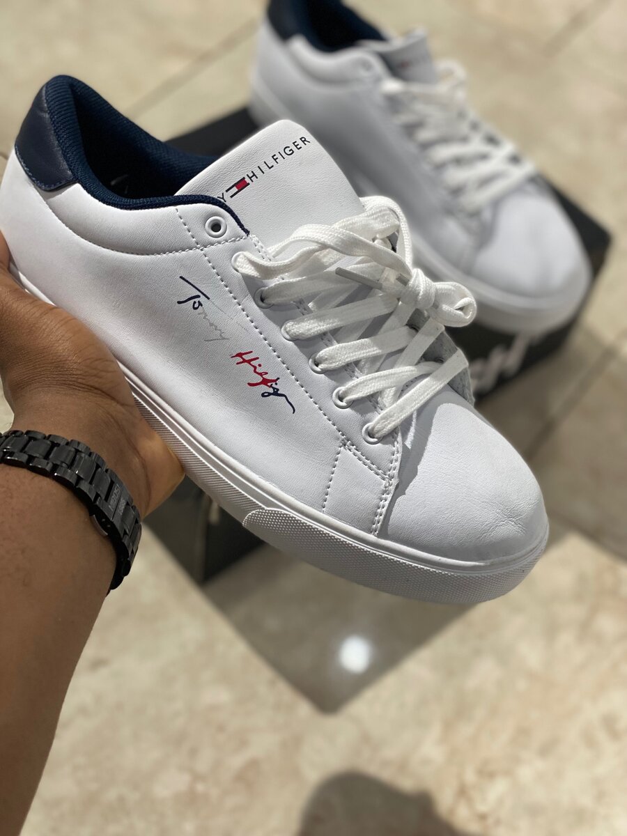 Tommy Hilfiger