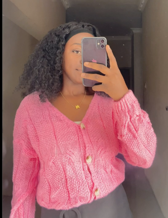  Short knitted cardigan with buttons  size:M/l