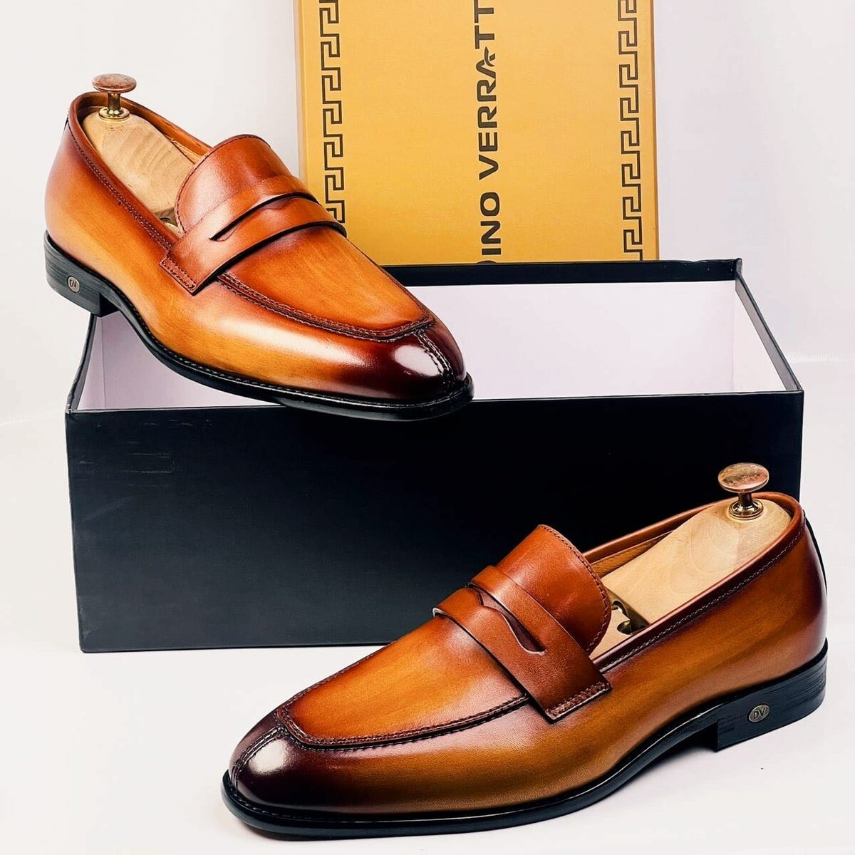 Dino Verratti dressing shoe