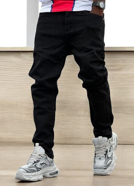 Jeans slim fit pour hommes