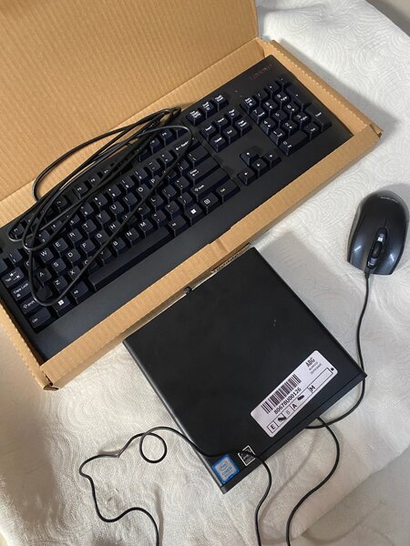 Mini PC bureau Intel côte i3 8 eme génération