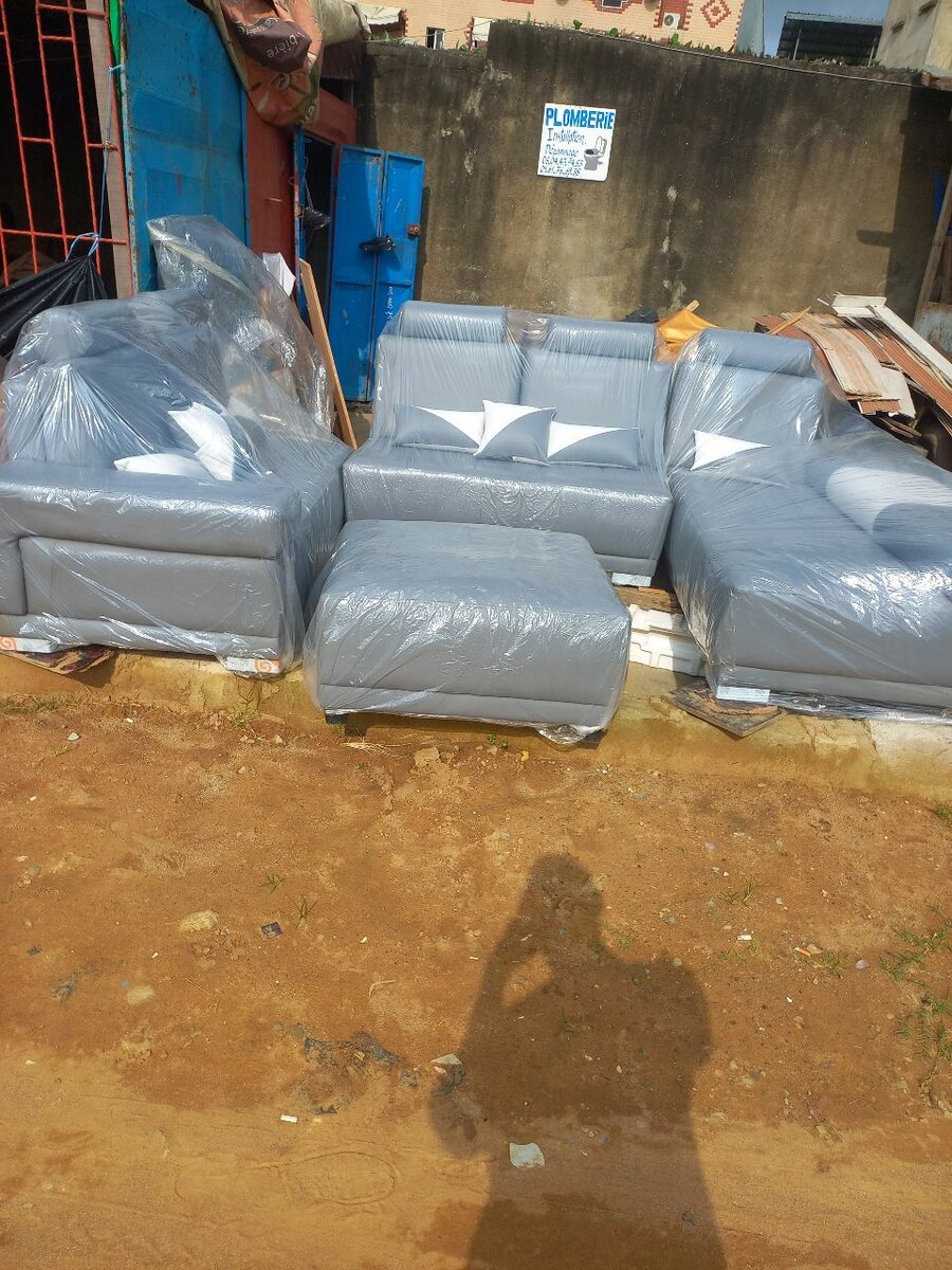 Canapé d'angle moderne gris