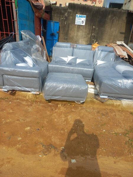 Canapé d'angle moderne gris