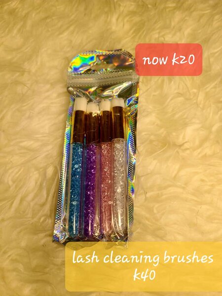 Lash Cleaning Brushes