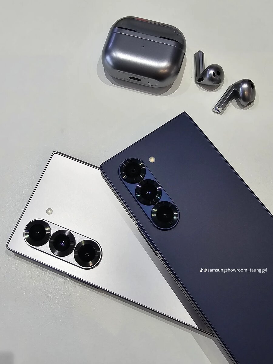 Samsung Galaxy Z Fold 5