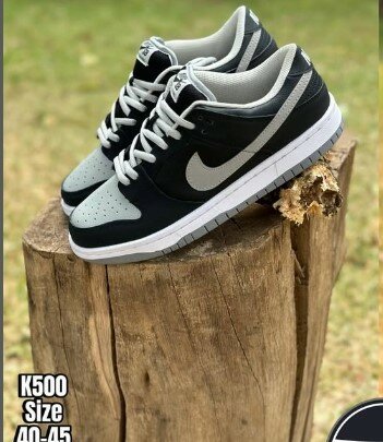 High quality and comfortable sneakers Nike